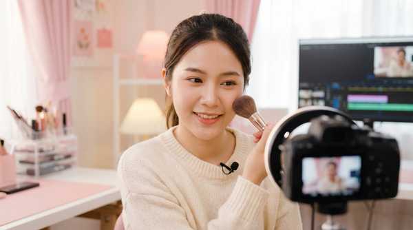 17c一起草美妆视频教程